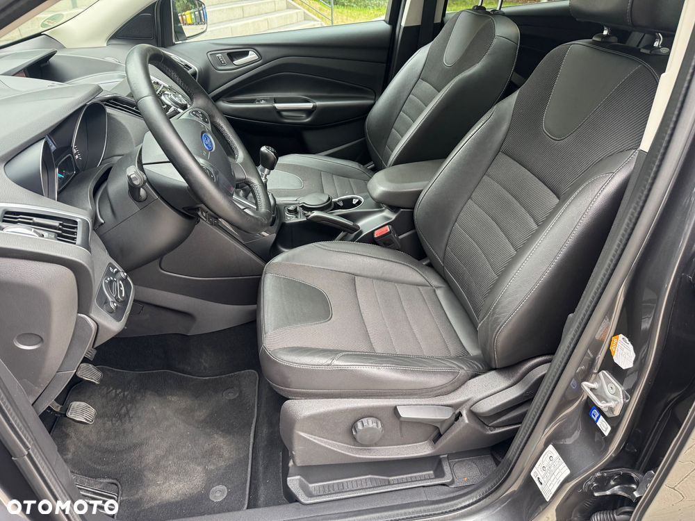 Ford Kuga 2.0 TDCi 4WD Titanium - 20