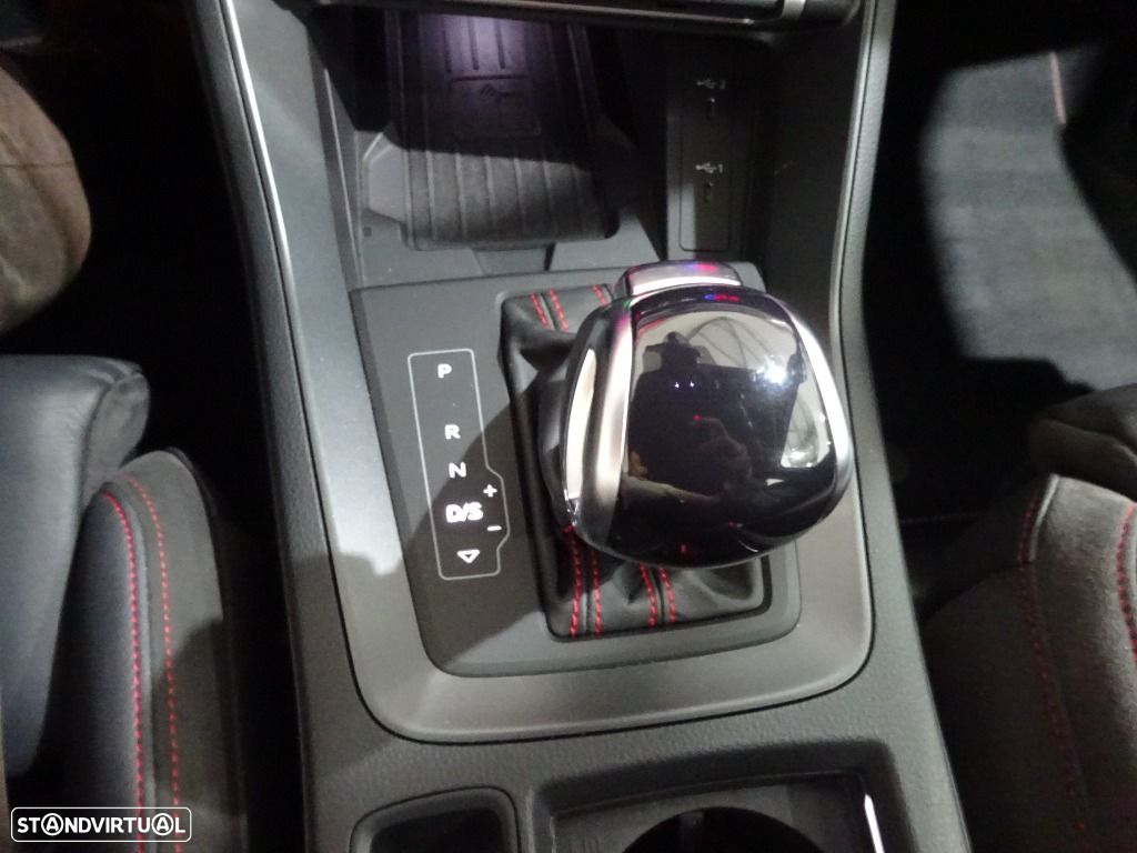 Audi Q3 45 TFSIe S line S tronic - 23