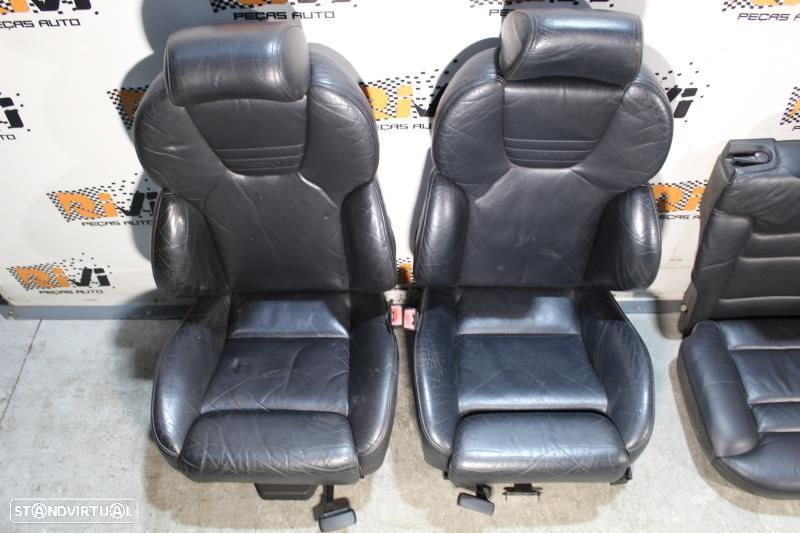 Conjunto De Bancos Audi A3 (8L1)  Bancos Audi S3 A3 8L Recaro Em Pele - 2