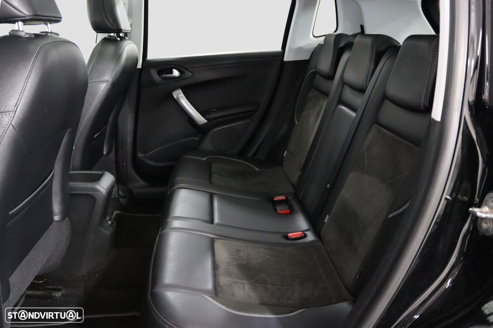 Peugeot 2008 1.2 PureTech Allure - 6