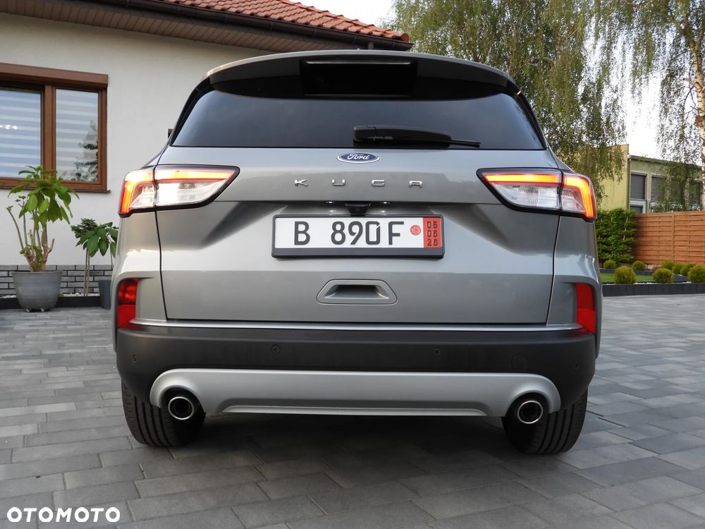 Ford Kuga - 8