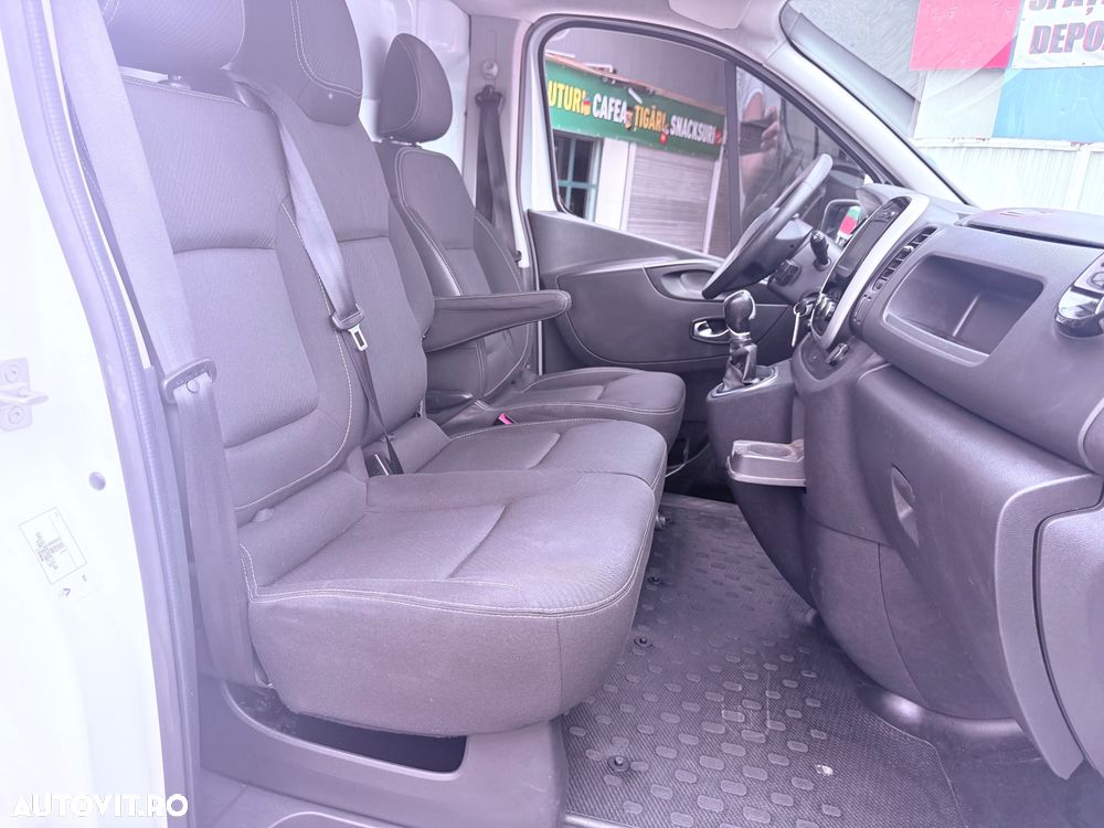 Renault Trafic - 29