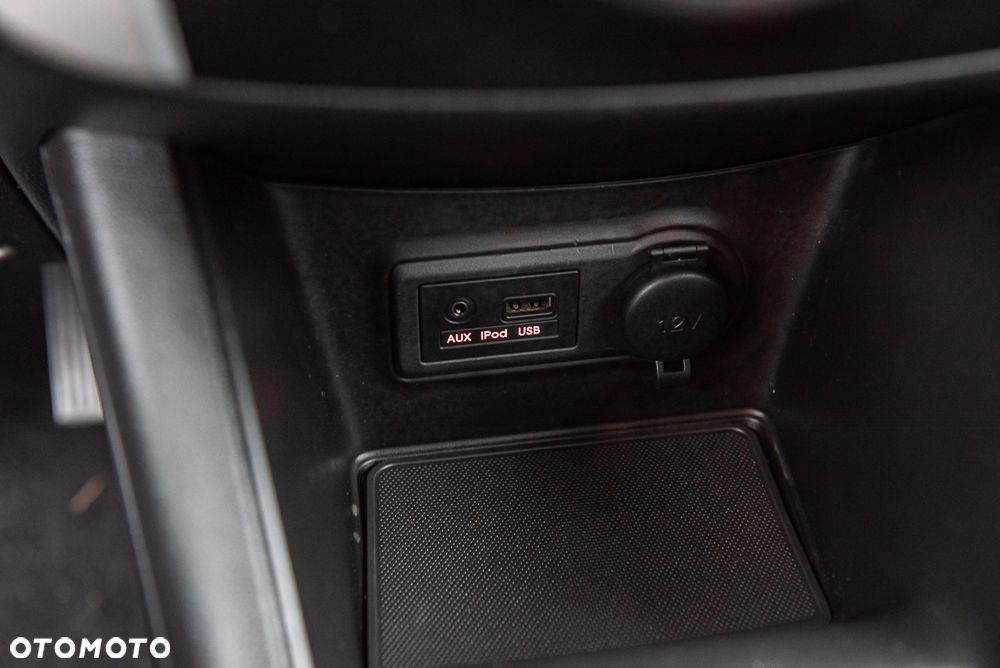 Kia Venga 1.6 L - 22