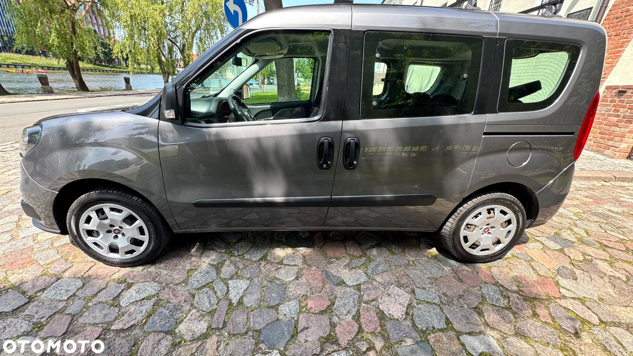 Fiat Doblo 1.4 T-Jet Active - 28
