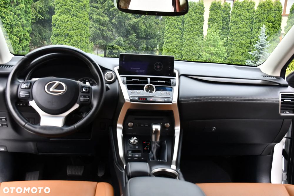 Lexus NX 300 AWD Executive Line - 23