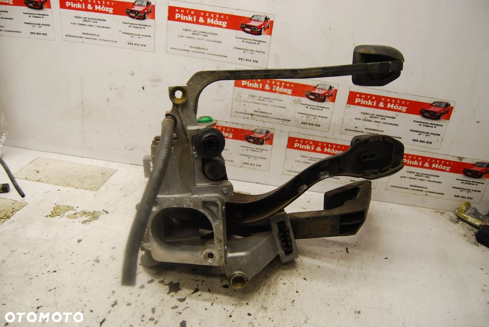 PEDAŁY KOMPLET GAZU SPRZĘGŁA HAMULEC 8D1721117D AUDI A6 C5 VW PASSAT B5 8D1721117K - 4