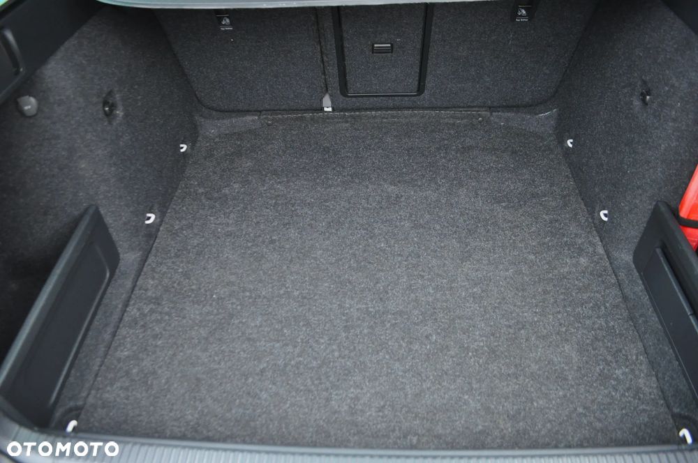 Skoda Octavia 1.6 TDI Style - 10