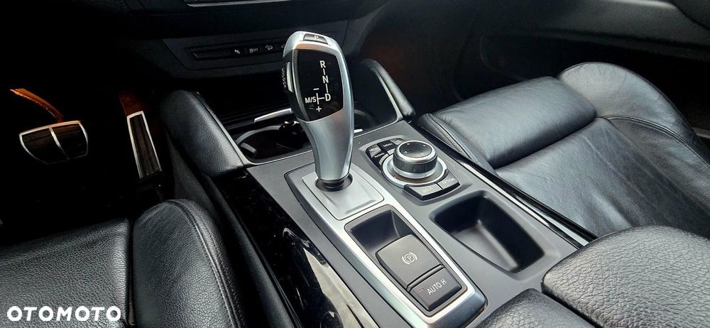 BMW X6 35i xDrive - 14
