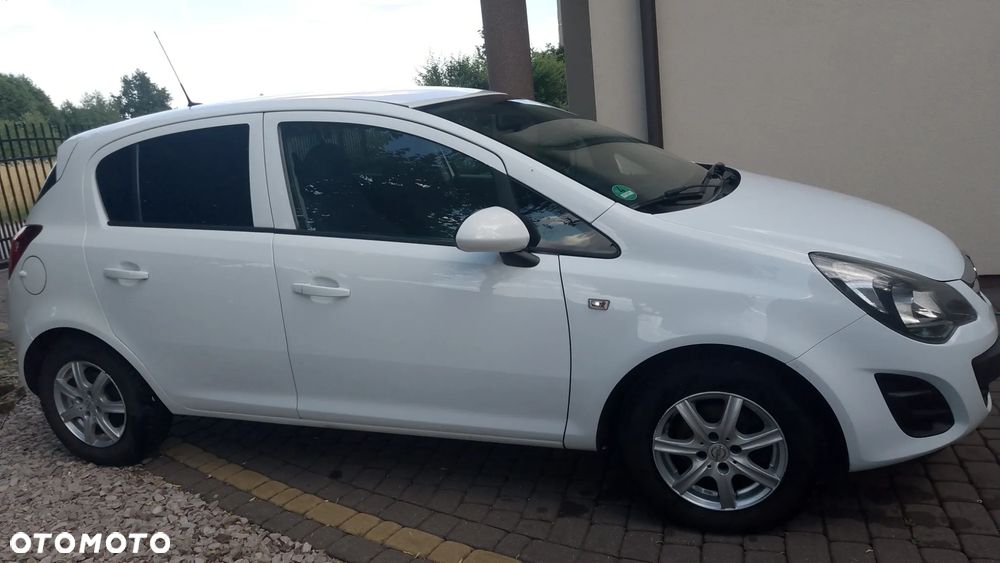 Opel Corsa 1.4 16V Active - 4