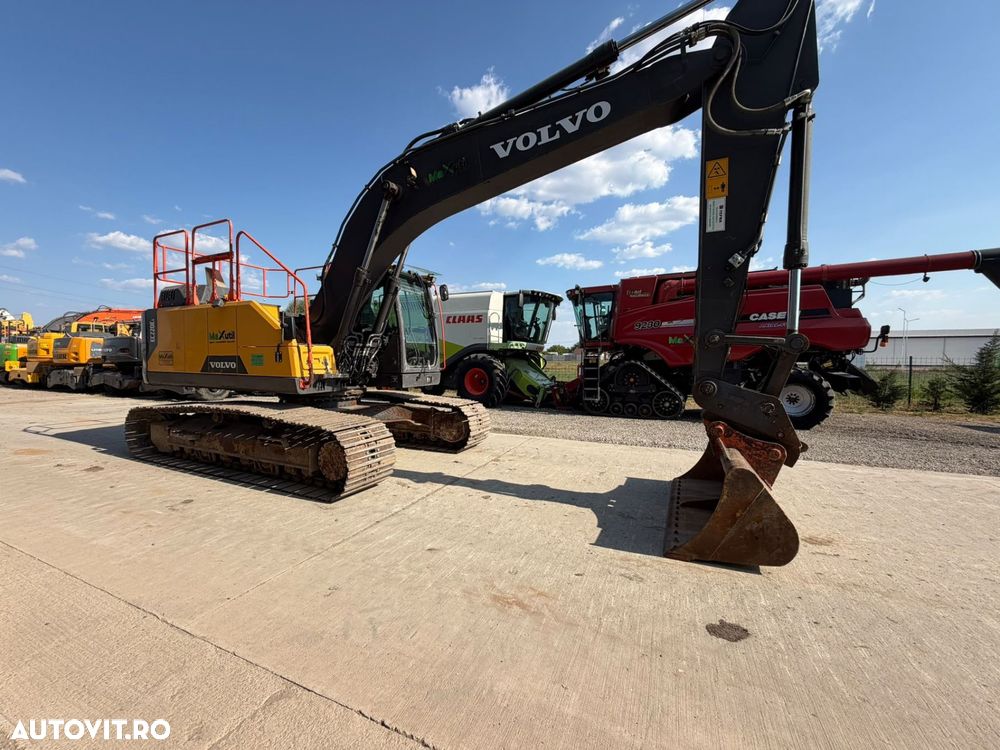 Volvo EC250EL Excavator - 7