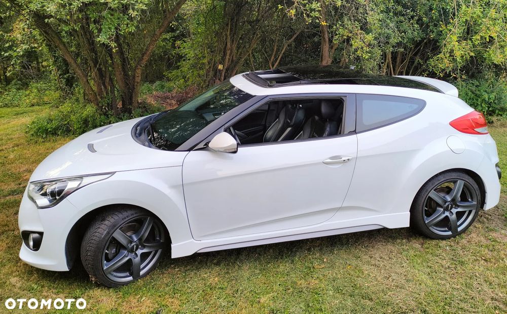 Hyundai Veloster - 7