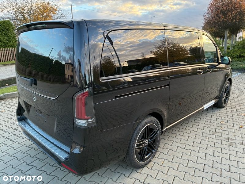 Mercedes-Benz V-Class 2026 photo 5