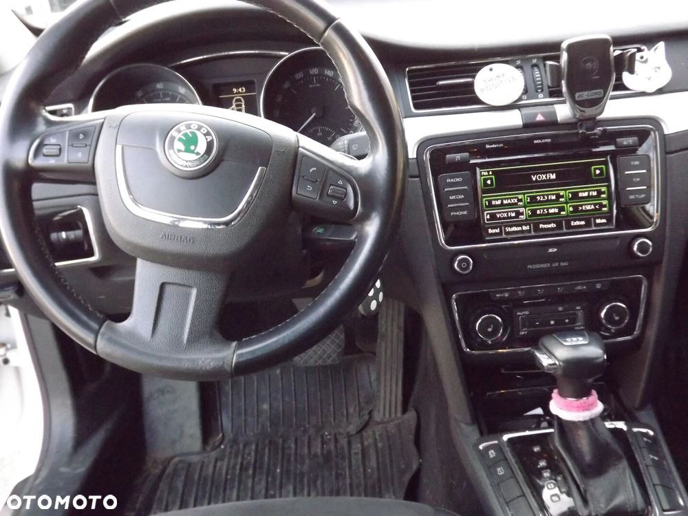 Skoda Superb 1.8 TSI DSG Elegance - 6