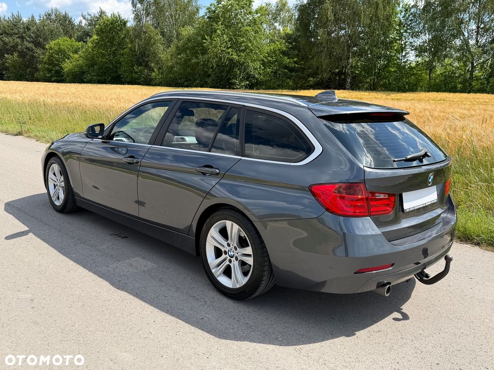 BMW Seria 3 320d Luxury Line - 11