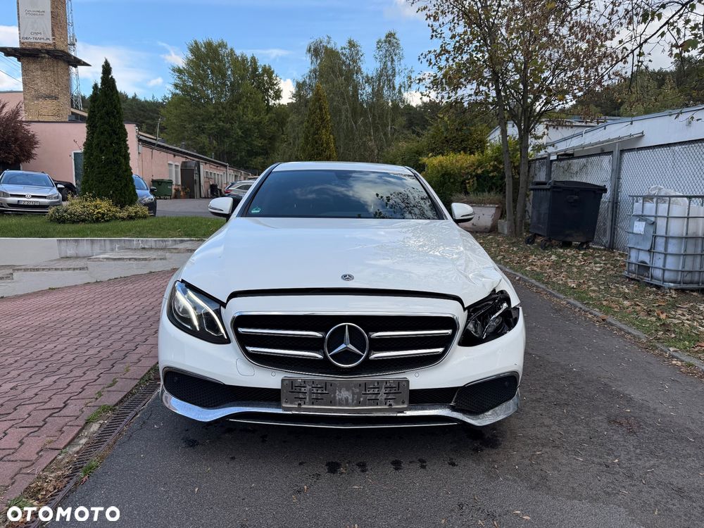 Mercedes-Benz Klasa E - 14