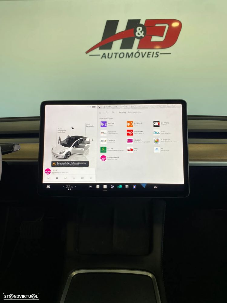 Tesla Model 3 Long Range Tração Traseira - 33