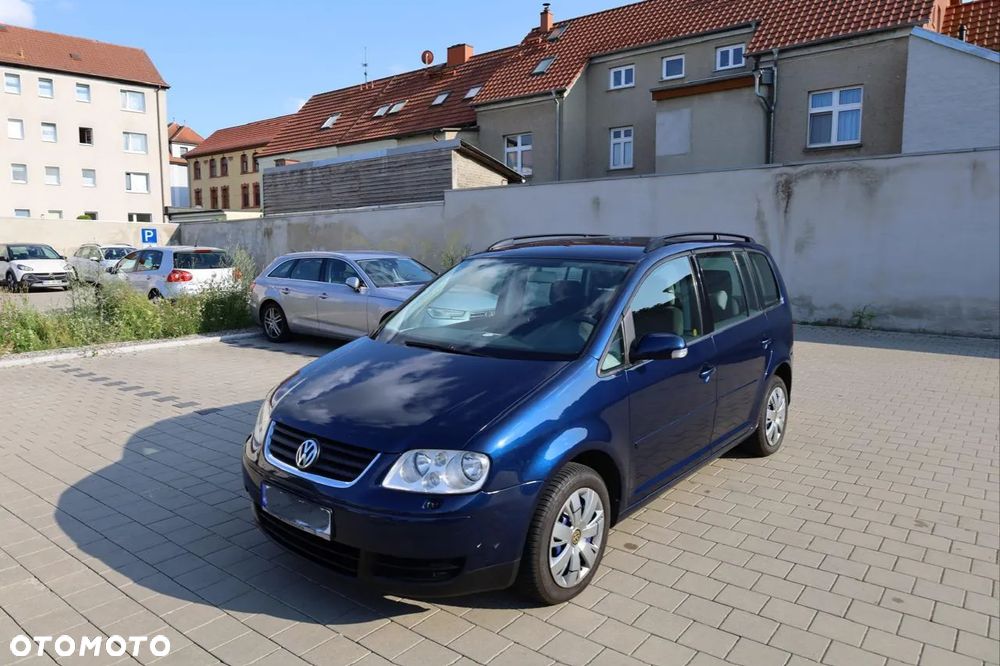Volkswagen Touran 1.9 TDI Conceptline - 3