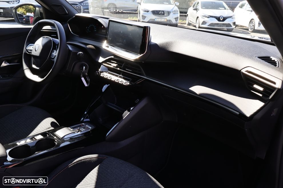 Peugeot e-2008 54 kWh Style - 11