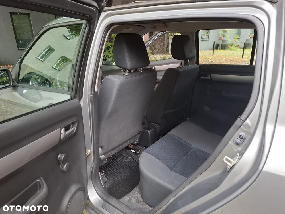 Suzuki Swift - 13