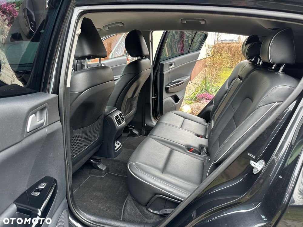 Kia Sportage 1.6 GDI 2WD Black Edition - 27