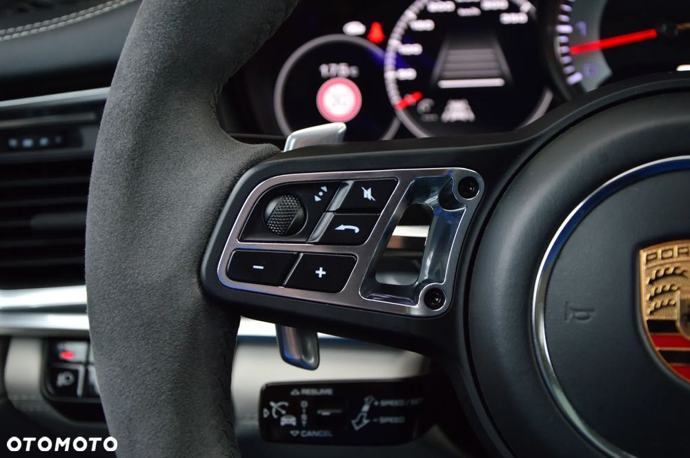 Porsche Panamera Turbo - 24