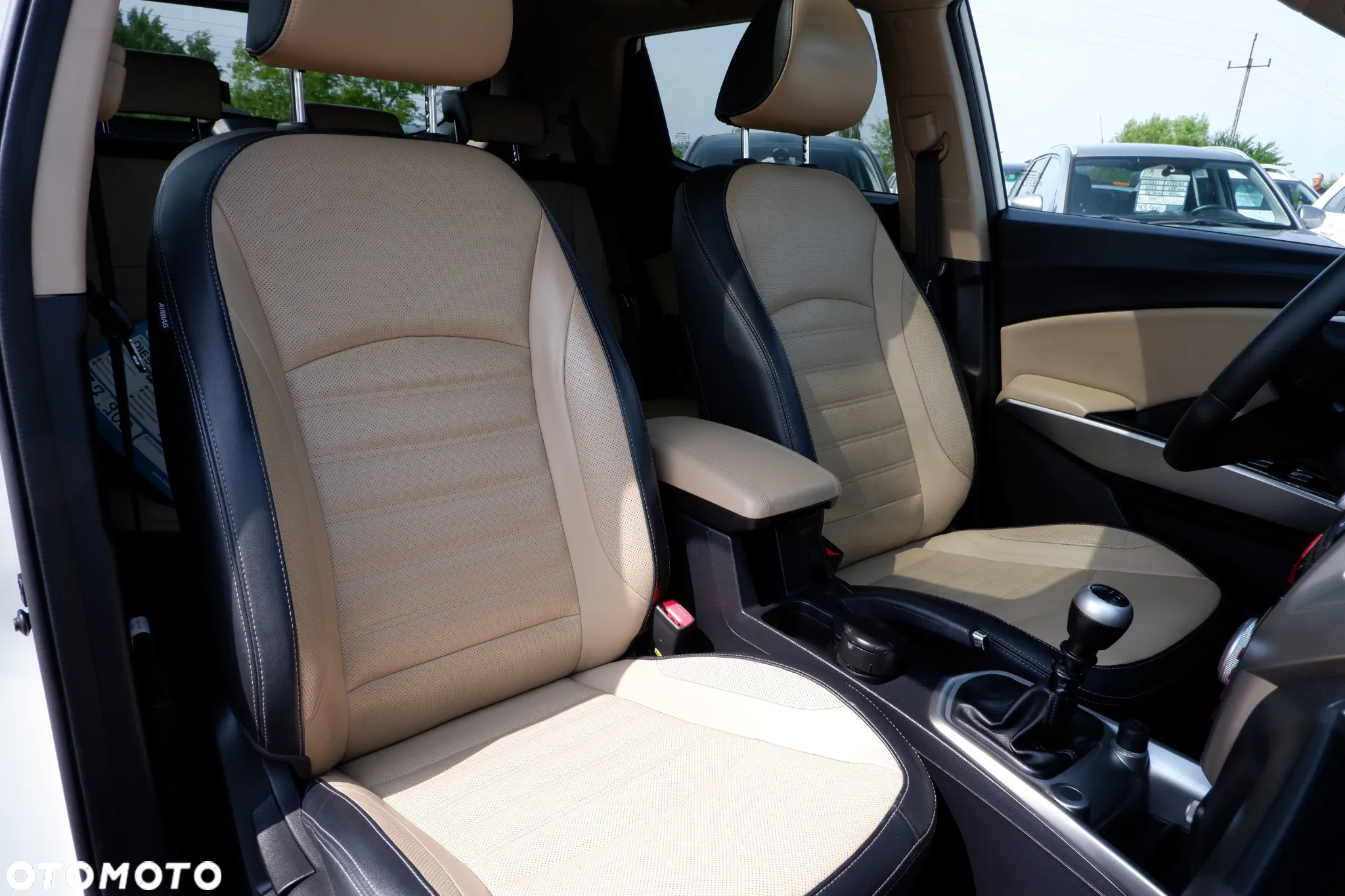 SsangYong/KGM Tivoli e-XDi 160 2WD Sapphire - 11