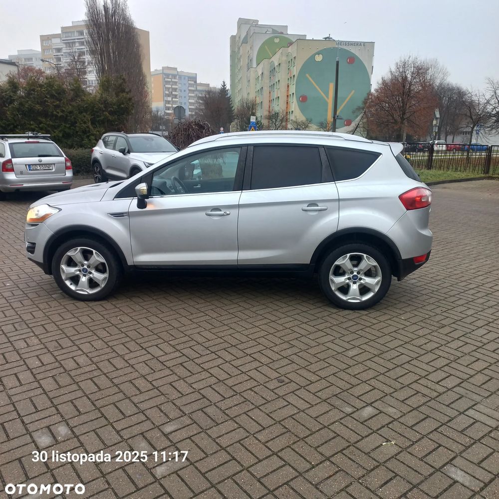 Ford Kuga 2.0 TDCi Titanium FWD - 3