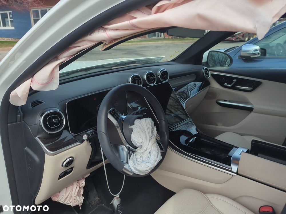 Mercedes-Benz GLC 300 4Matic 9G-TRONIC Avantgarde Advanced - 14