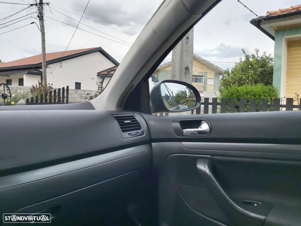 VW Golf Variant 1.9 TDi Confortline - 16