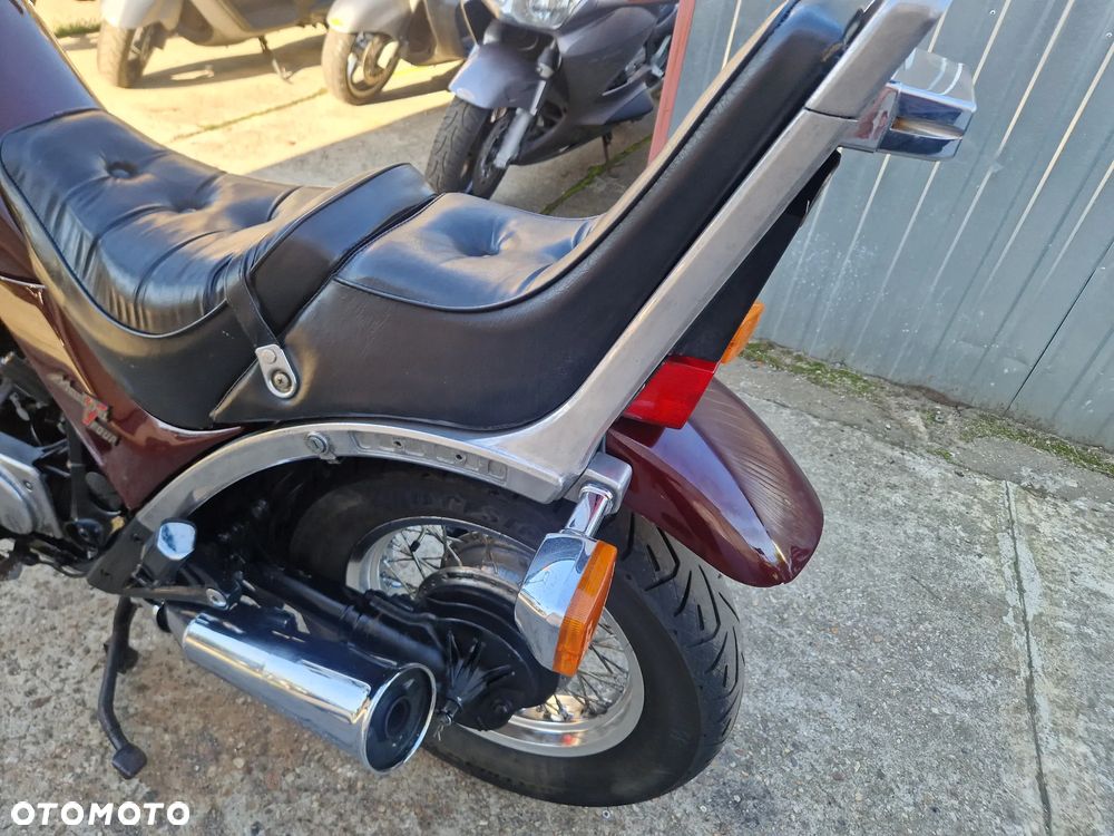 Suzuki GV - 22