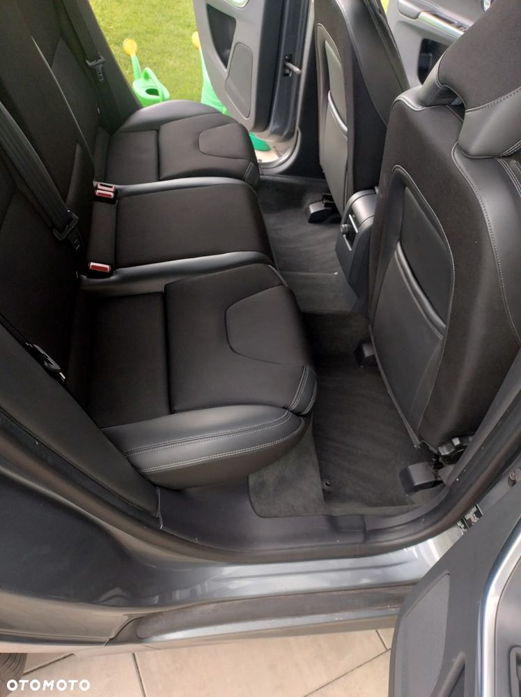 Volvo XC 60 D3 Drive-E Kinetic - 26