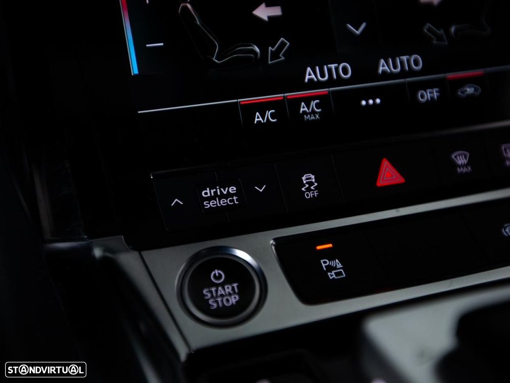Audi e-tron 55 quattro S line - 20