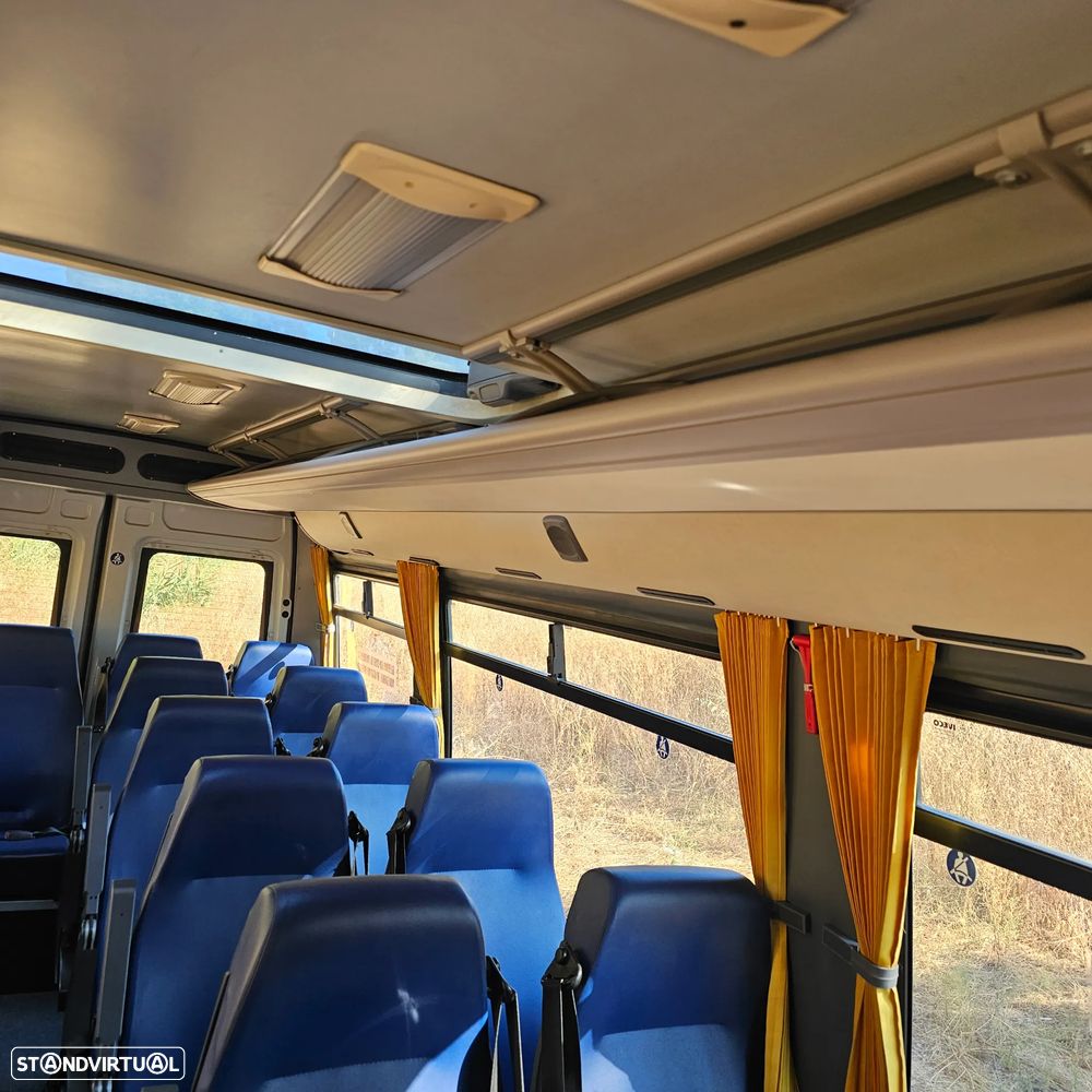 Iveco Mini Buss 21LUGARES A/C - 23