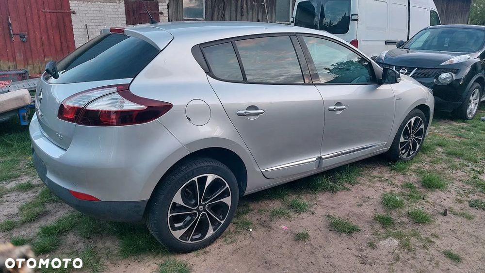 Renault Megane ENERGY TCe 130 EDC BOSE EDITION - 13