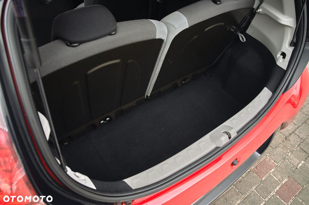 Toyota Aygo x-play Edition-S - 18