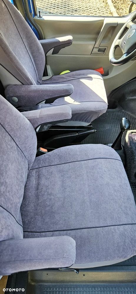 Volkswagen Transporter - 18