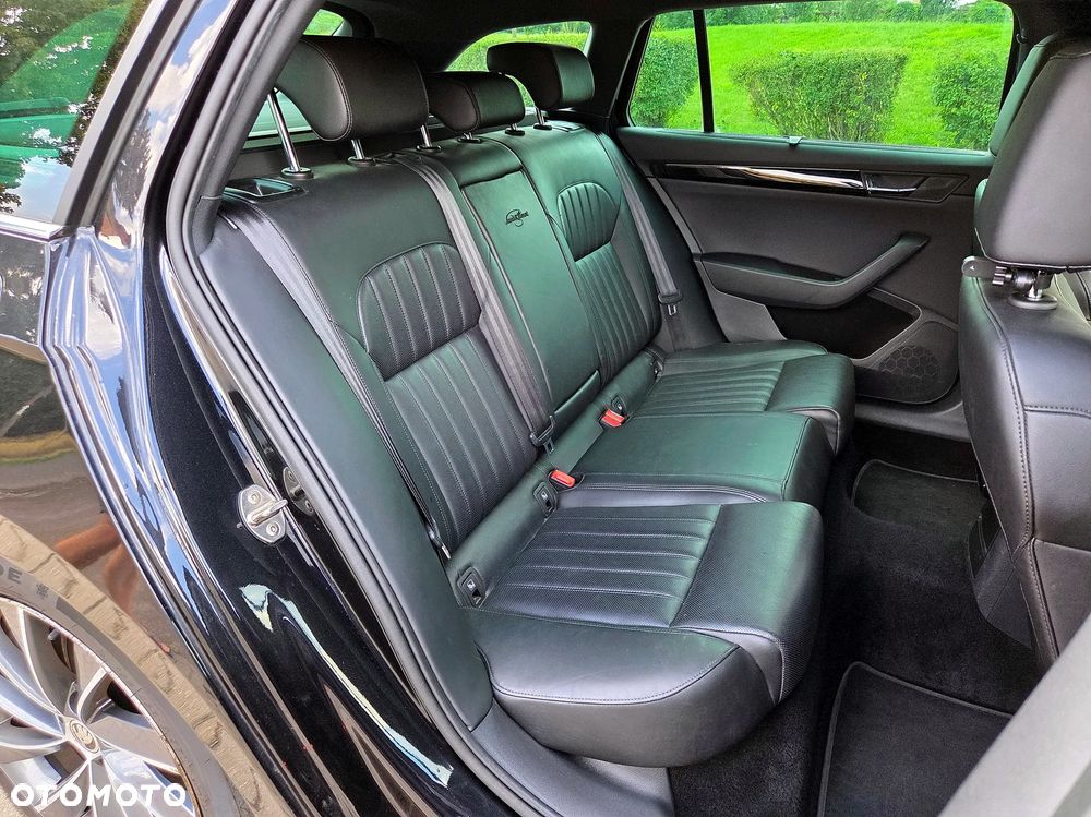 Skoda Superb 2.0 TDI 4x4 L&K DSG - 14