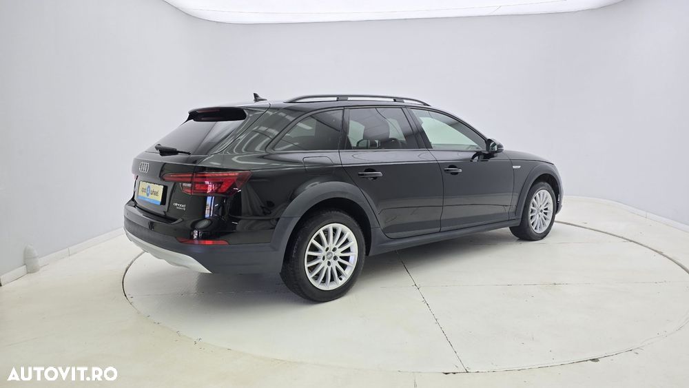 Audi A4 Allroad 2.0 TDI Quattro S tronic - 6