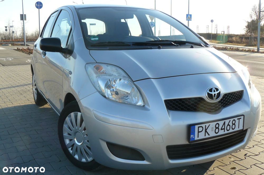 Toyota Yaris - 1