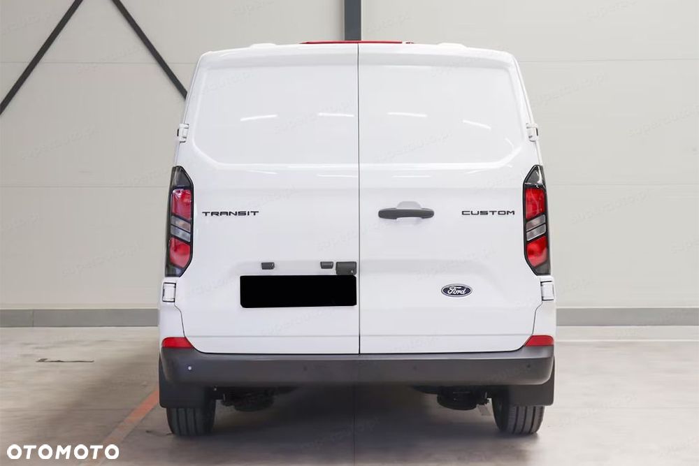 Ford Transit Custom 320 L2H1 Trend A8 2.0 170KM - 6