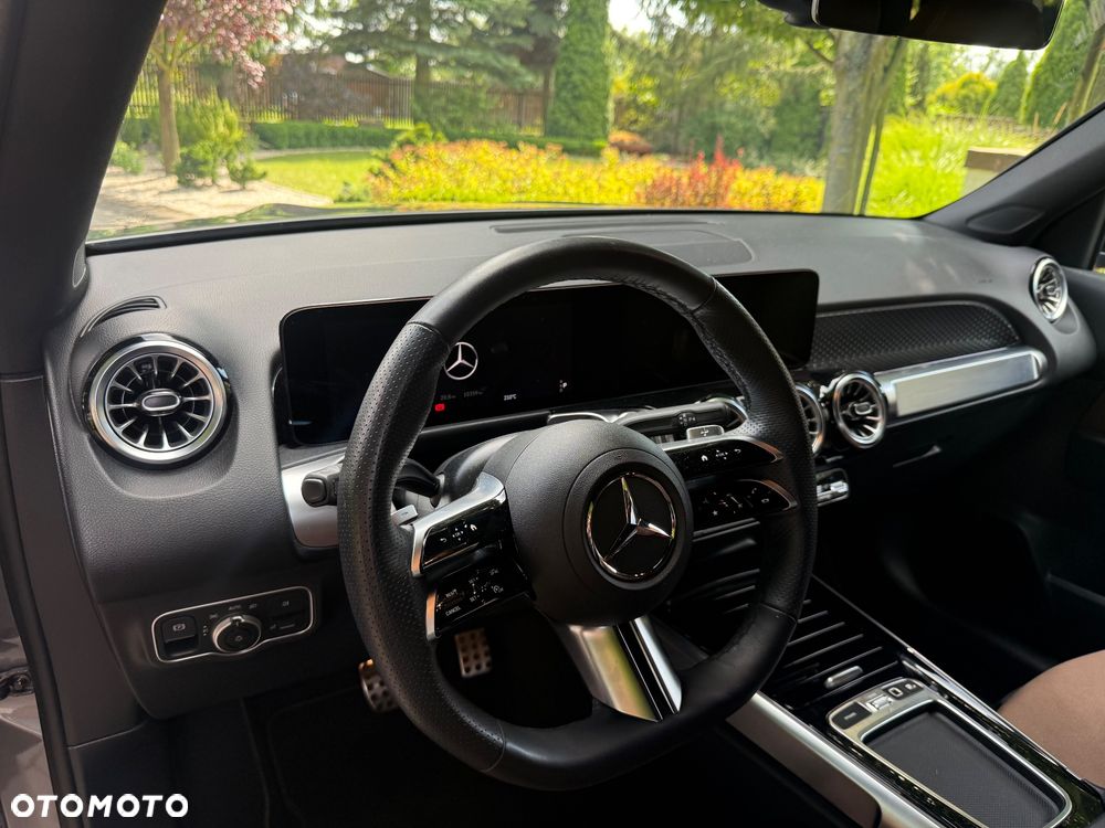 Mercedes-Benz GLB 200 d 4-Matic AMG Line 8G-DCT - 23