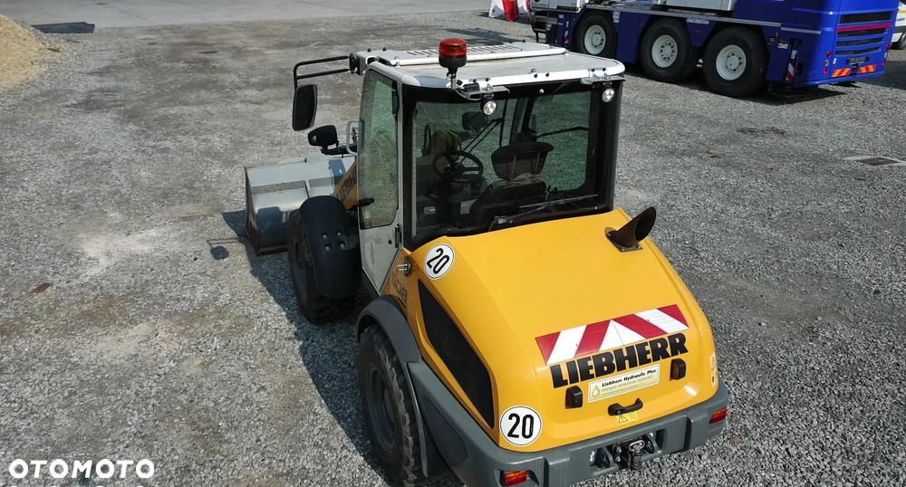 Liebherr L 508 Compact - 3