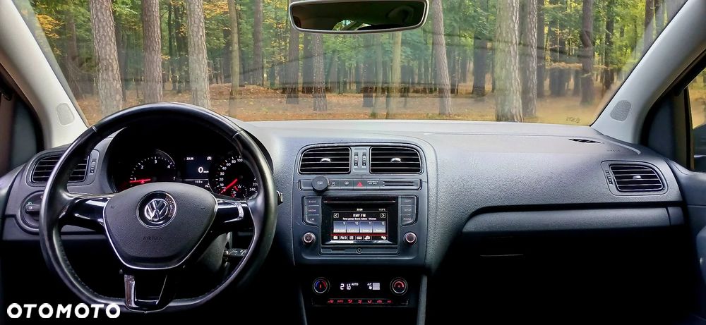 Volkswagen Polo 1.4 TDI (Blue Motion Technology) Comfortline - 17