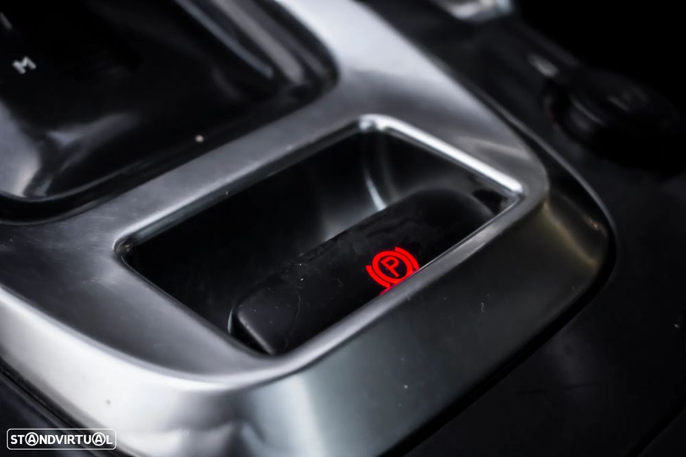 Peugeot 3008 2.0 HDi Hybrid4 - 21