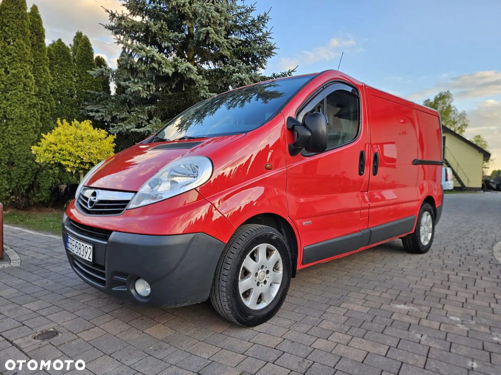 Opel Vivaro - 1