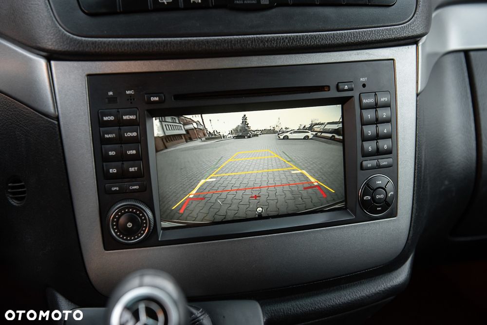 Mercedes-Benz Viano - 17
