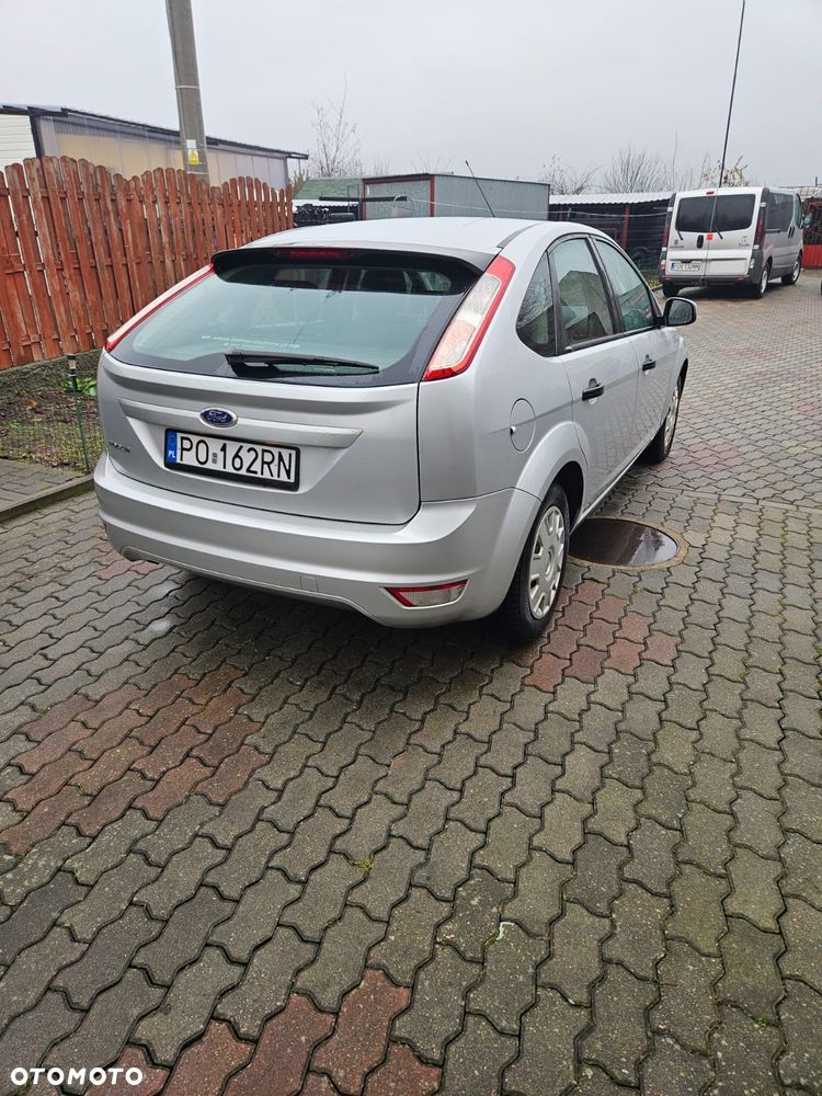Ford Focus 1.6 16V Ghia - 2
