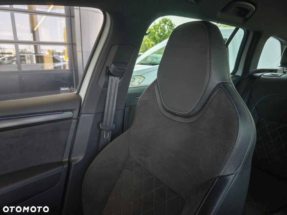 Skoda Superb 2.0 TDI SCR 4x4 Sportline DSG - 28
