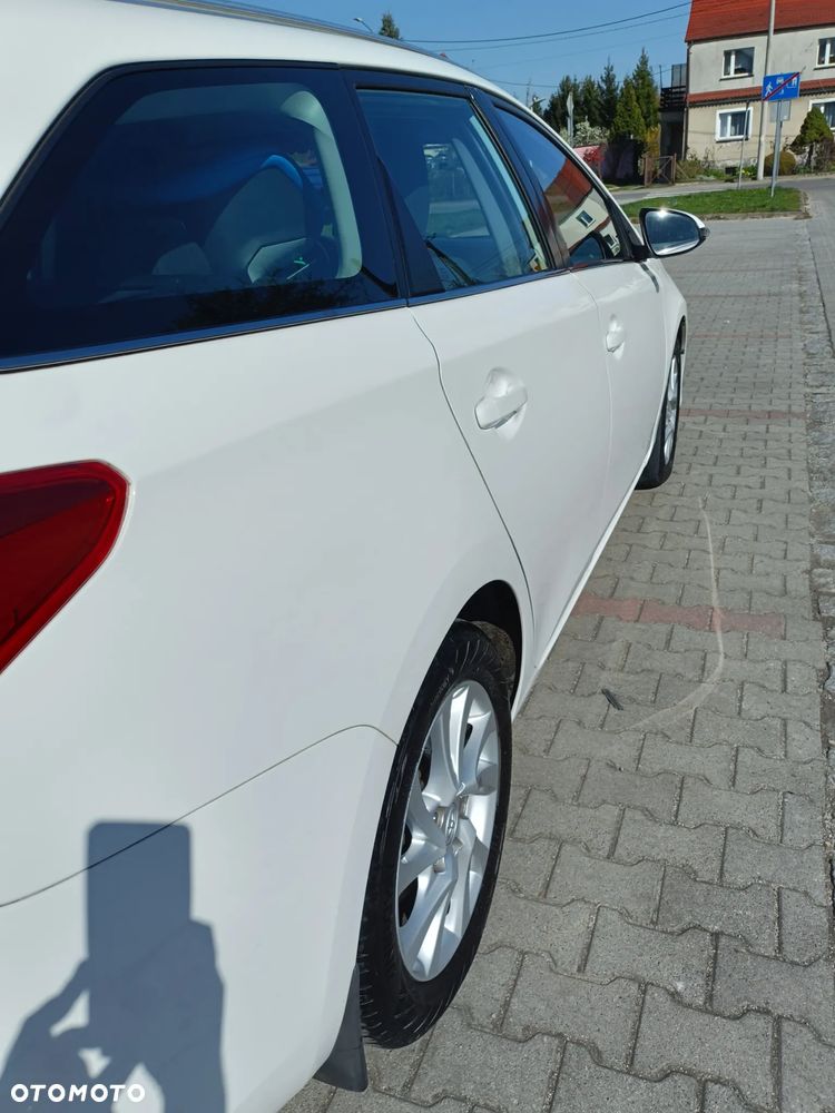 Toyota Auris 1.6 Prestige - 6