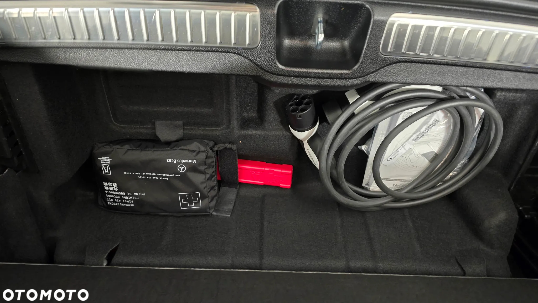 Mercedes-Benz GLC 300 de 4Matic 9G-TRONIC AMG Line Plus - 12